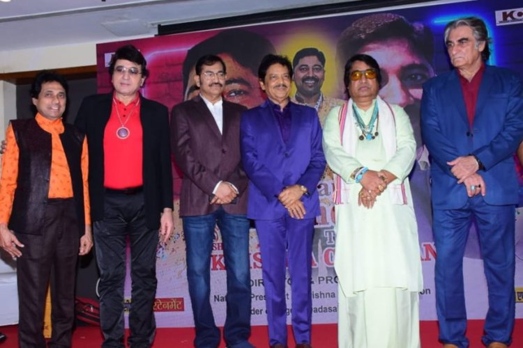 Renowned writer and poet Dipak Desai honored with 'Legend Dada Saheb Phalke Award 2025', presented his book to Udit Narayan